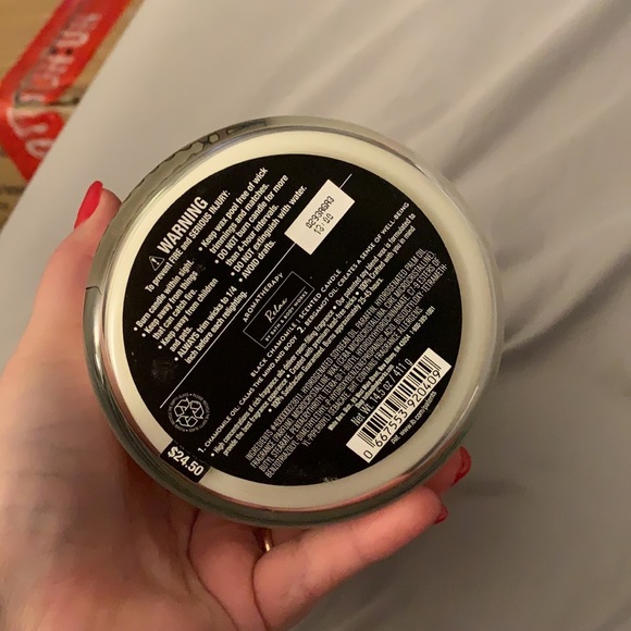 Black chamomile 3 wick Candle - Picture 3 of 3